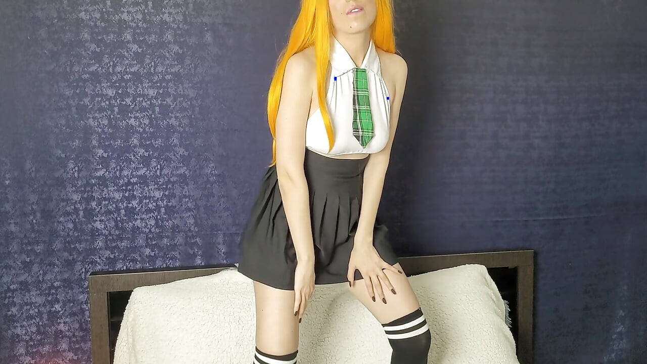 Shy body show