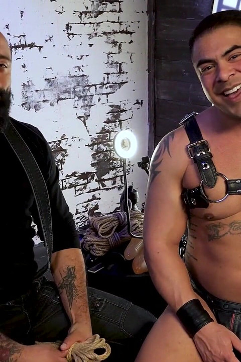 Leo Forte and Draven Navarro Pretty Please Fuck My Butt & Make Me Cum