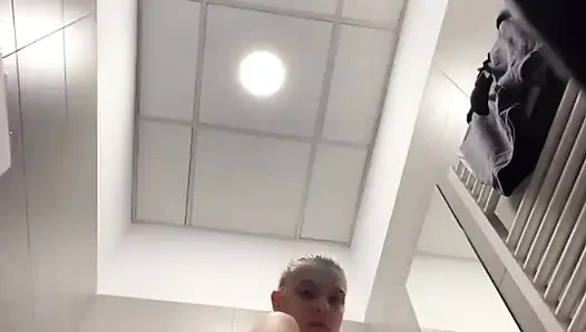 Первое двойное проникновение на публике