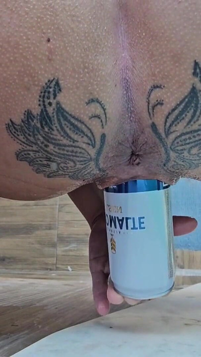 BRAVE GIRL PUTS A CAN IN TIGHT PUSSY | Clip 1