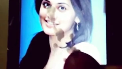 Cum haraç için tapsee pannu
