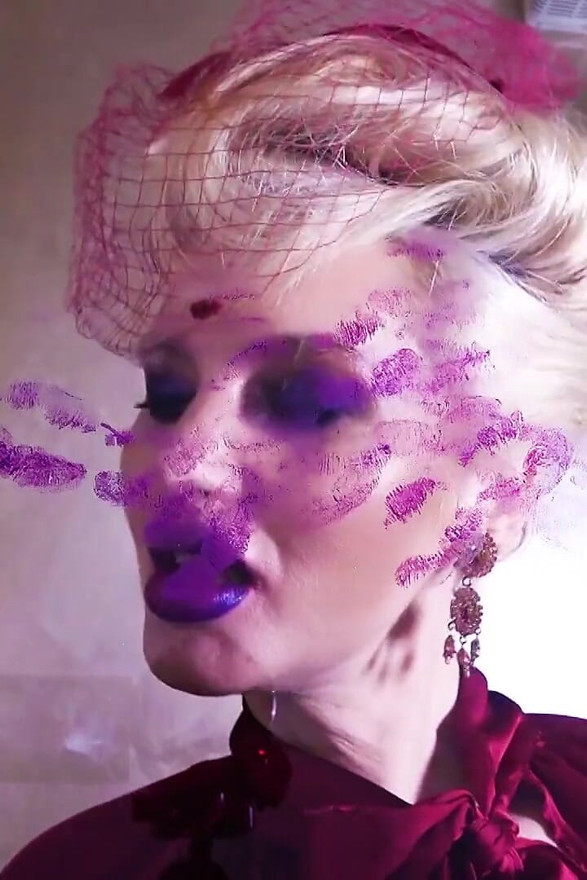 Homewrecking Kisses