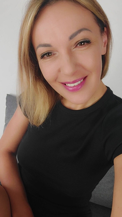 MILF shaved pussy