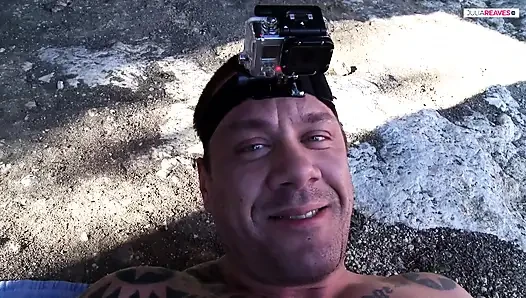 Tattooed rocker makes blonde MILF scream loudly