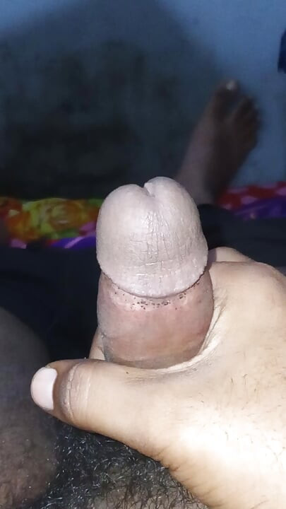 Wanking and cum in the park
