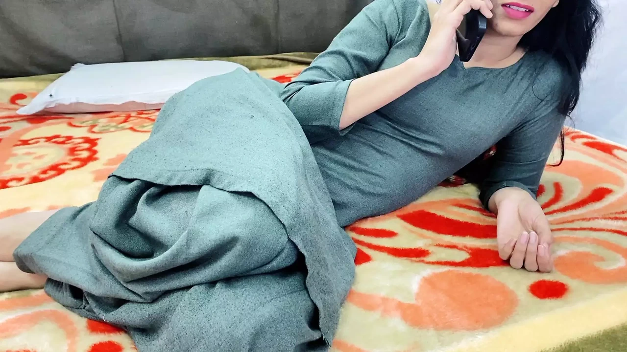 旁遮普语 Jatti Ne Apne Yaar Se Mrvai Fuddi 与肮脏的音频