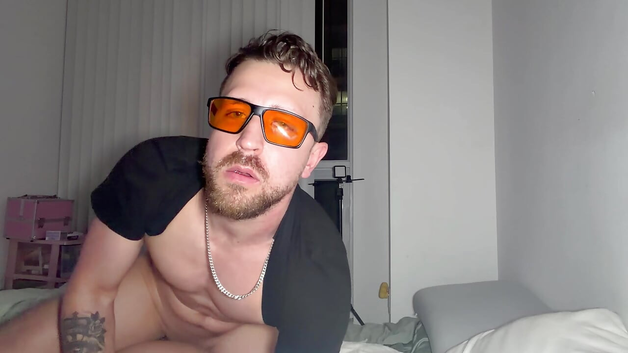 اتصلت بجارتي الساخنة لضرب كس قوي