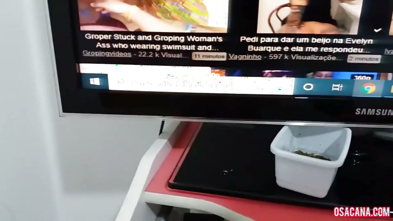 Yaramaz kız arkadaş için domuz dondurması
