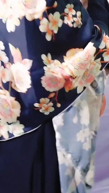 Indische stiefmutter hart im hijab gefickt | Clip 1