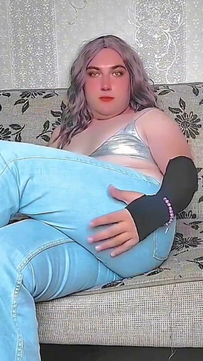 Red hot big ass self spanking roughly natural ladyboy | Clip 1