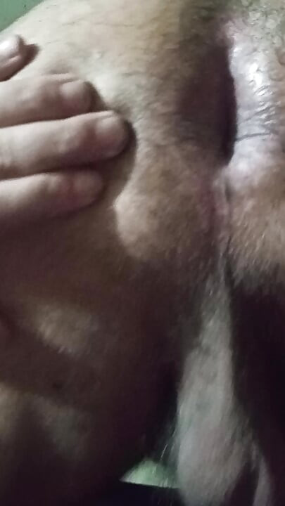 STERKE OPA HARIGE MACRO