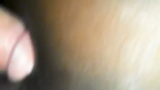 Assfucking bir uzun boylu asılı tranny