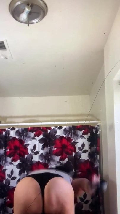 SubslutYoniPunished