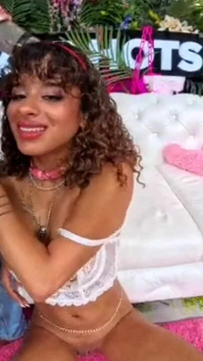 Horny Isabella Jules Loves To Get Fucked By Bryan Gozzling!