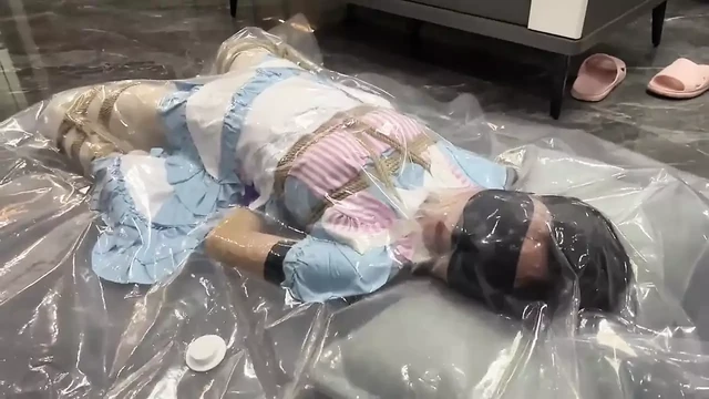 Тренировка и оскорбление моей сексуальной подруги 09