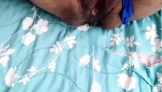 Я подожду тебя здесь, поеду со мной, давай развлекаемся некоторое время