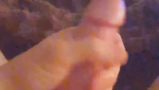Sıkılmış, azgın ve benim sikimi kenarda ve neredeyse iki kez cumming