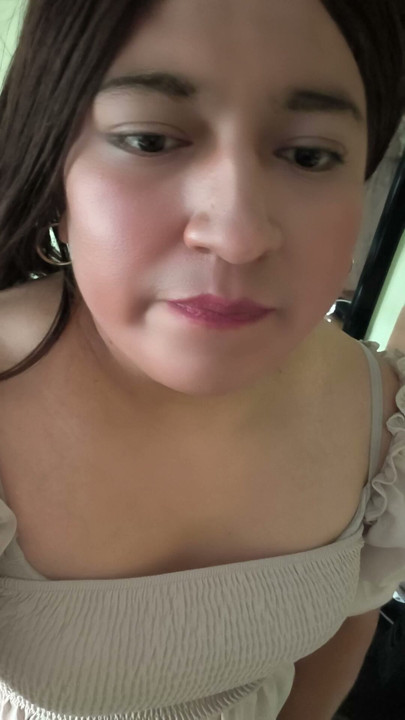 Mayaman 
Naghahawak ng titi
