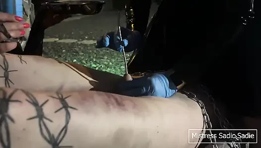 Введение в уретрет на улице и игра мефет на каменном столе