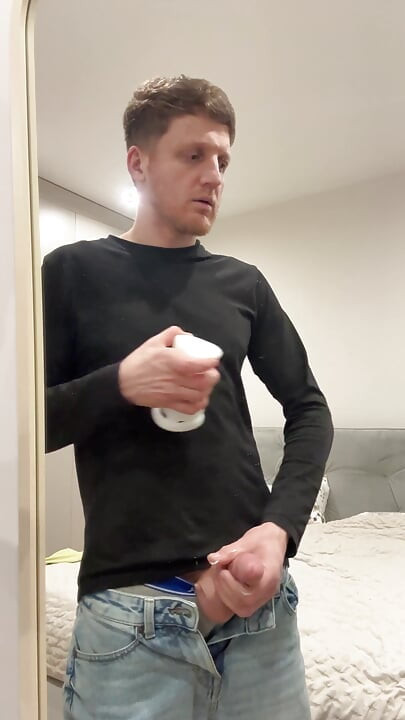 Fucking a Toy with a Big Dick and Moaning at 42 Years Old