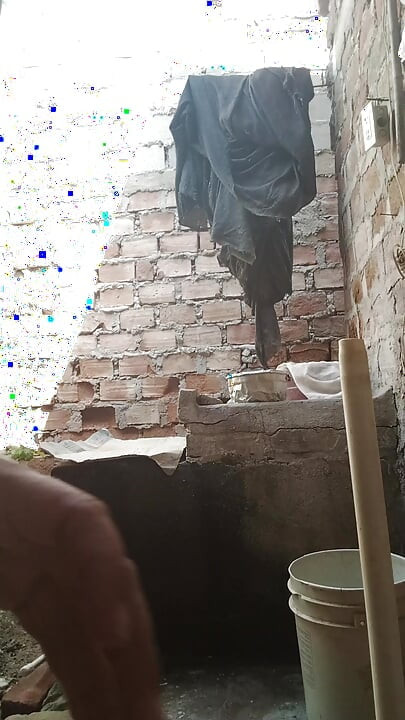 Gyere velem, hogy lezuhanyozz A szomszédaim látnak