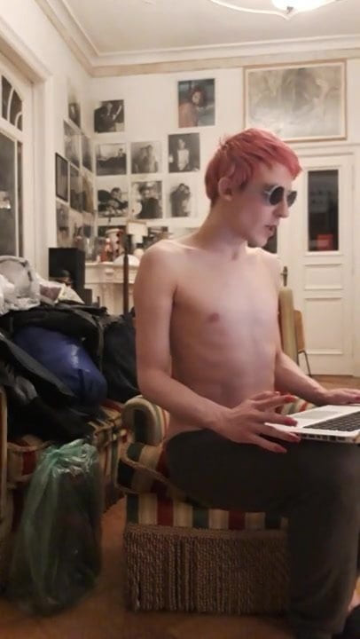 TWINK IS ALWAYS HUNGRY FOR RAW COCK