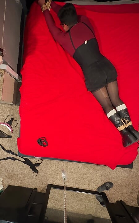 Ada Wong bound to bed