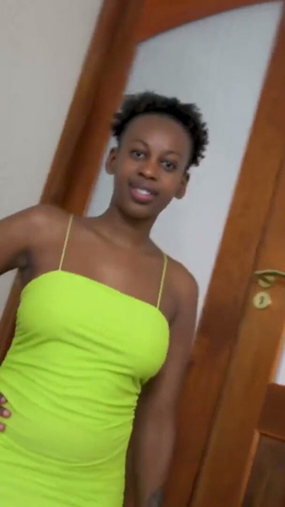 African Casting - 黑人天然巨乳兔女郎被操到多汁屁股 | Clip 1
