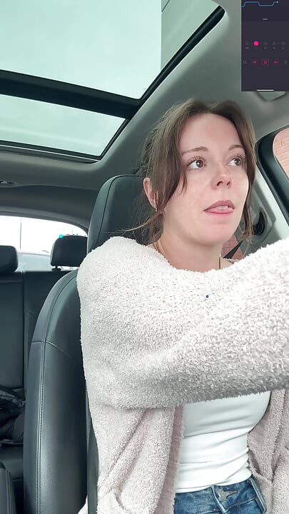 Klaarkomen in een Tim Hortons Drive Thru!