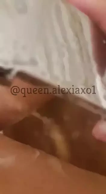 Queens Feet