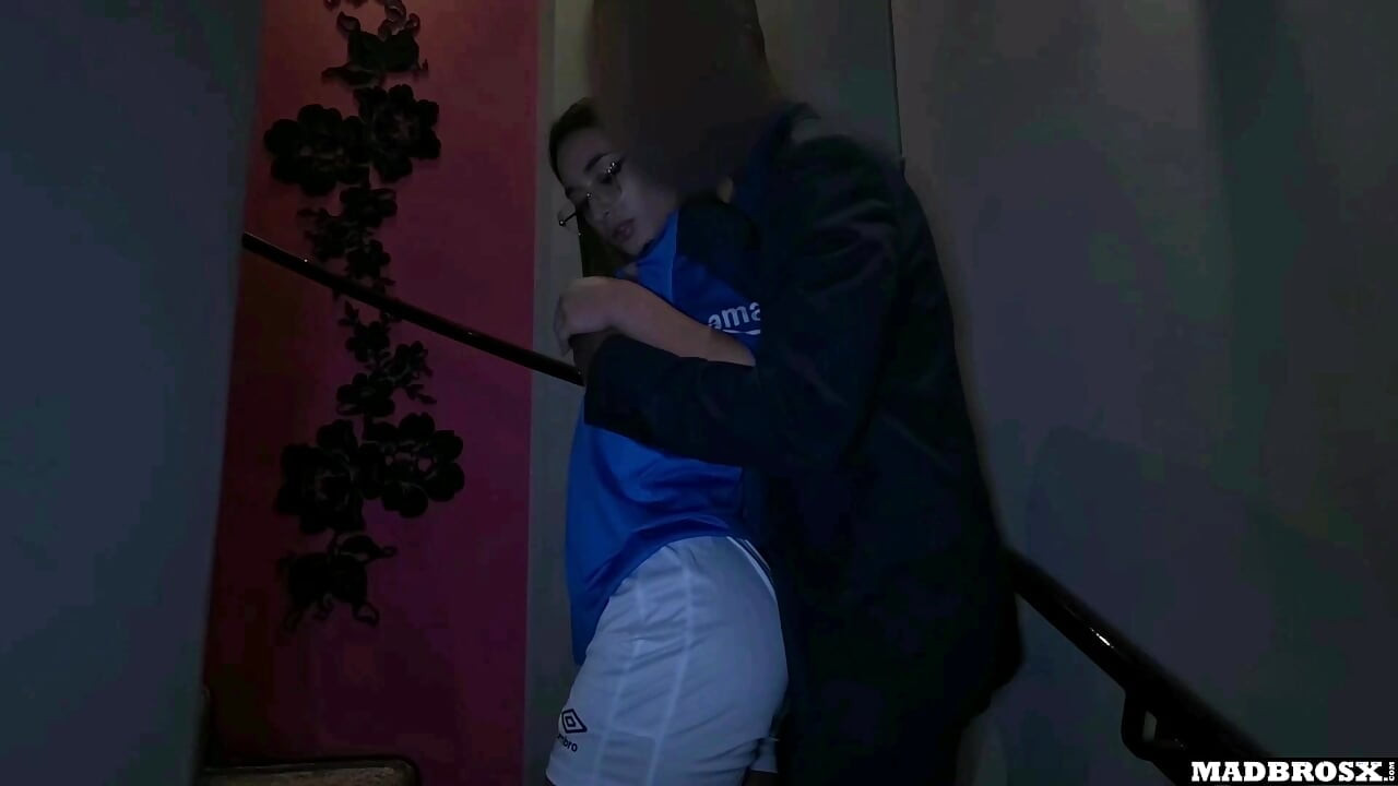 An Italian Fan From Napoli Cheats On Her Boyfriend And Agrees To Get Her Ass Pounded To Apologize !!!