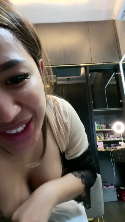 Deseo de habitación en la cama, sexo maníaco del modelo indo selebgram ngentot | Clip 3