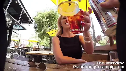 Seksi büyük memeli orta yaşlı seksi kadın cherie ile bts röportajı