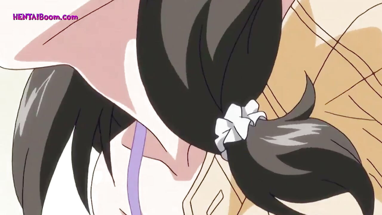 Kocaman hentai göğüsleri her vahşi sikiş sırasında zıplıyor