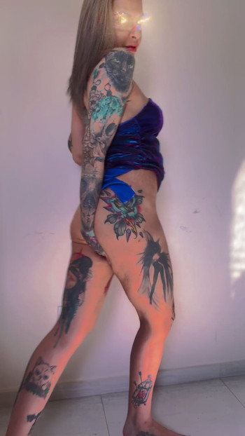 मैं काटता हूं.. धीरे से पहले। इसका परीक्षण करना चाहते हैं? 💋