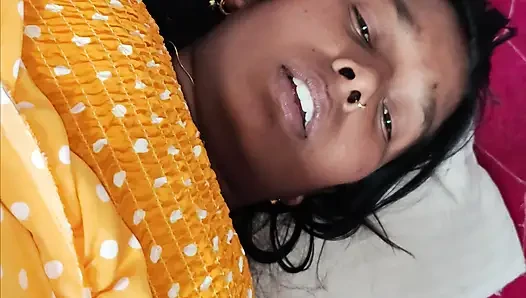 Desi bhabhi sex - Jija Apne pregnant sali ko Shahar ghuma raha hai isliye bhabhi ne aapne chut me jija ko dalne Diya.
