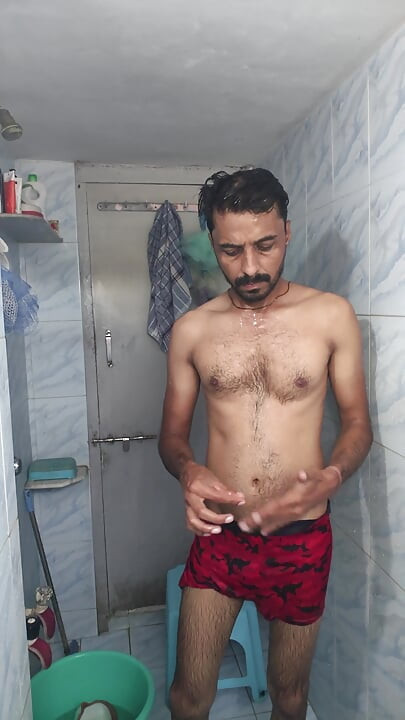 Get Bath Nude with Face