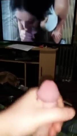 jerking off to porn till cumshot