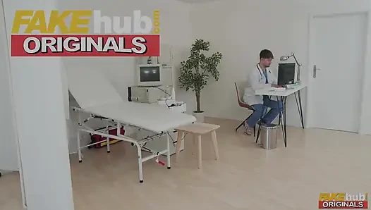 Fakehub originals - üniversite öğrencisi Kristof Cale yarak istediğinde alıyor
