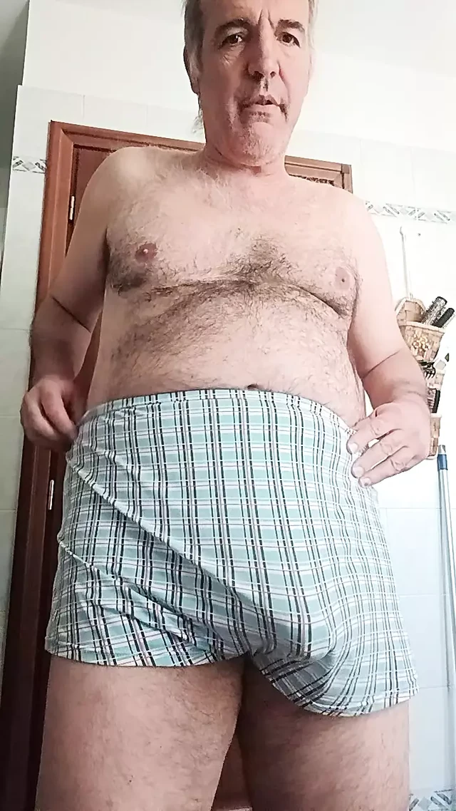 I Want Gianluca to Lick Your Cock