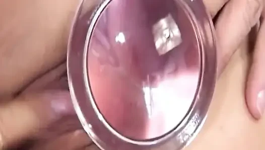 Lubang tante seksi rambut pirang dientot habis-habisan sampai lubangnya menganga lebar