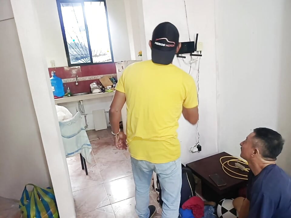 Aku menyetubuhi istri besar sahabatku.