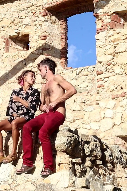 Δύο φορές προσπαθούμε να γαμήσουμε και οι άνθρωποι δεν μας αφήνουν 1