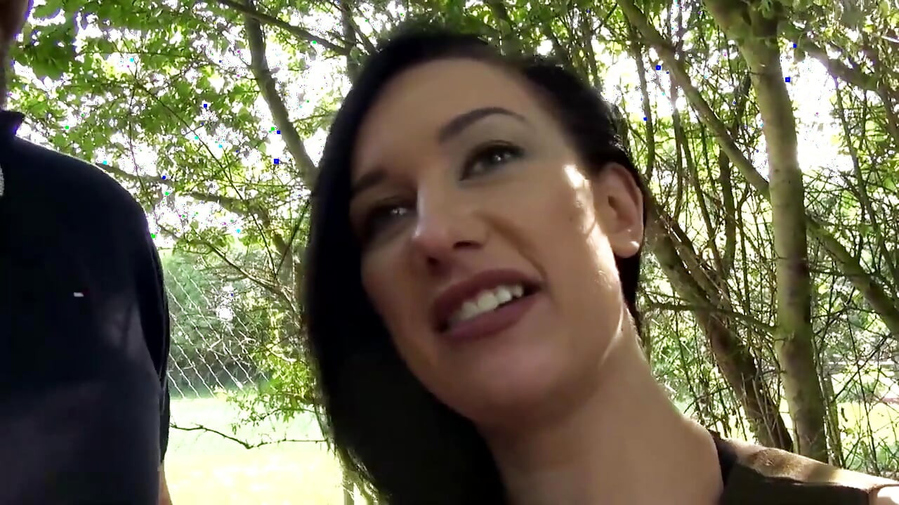 Lilly Fox Double Penetration Car Fuck Threesome