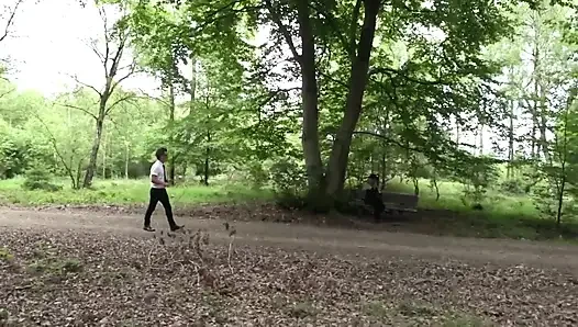 Demir Amcıklı Dul Kadın