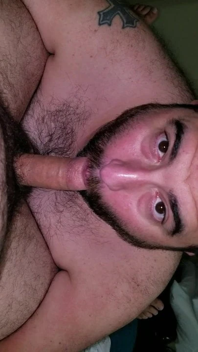 Billy Smith Sucks some cock.