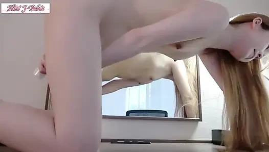 Kansai-dialekt-Schönheit Masseuse kommt an, süßer jugendlicher Charme kehrt für eine zweite Runde zurück