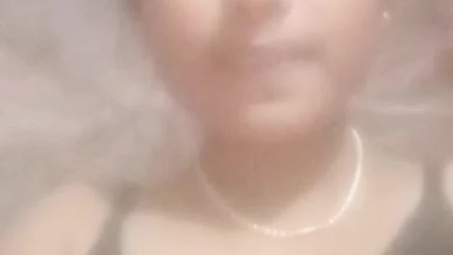 Wife show me pussy