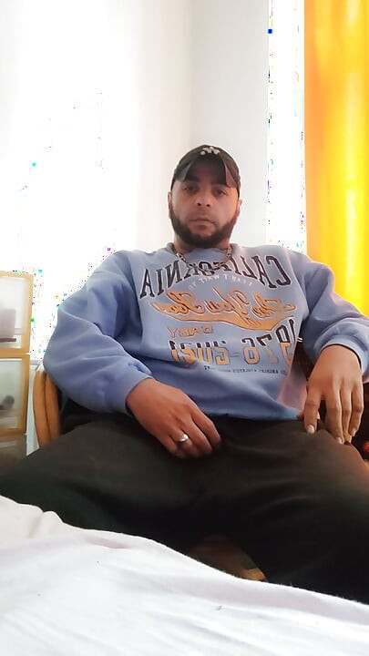 濕，臭襪子，內衣。超級骯髒的母豬