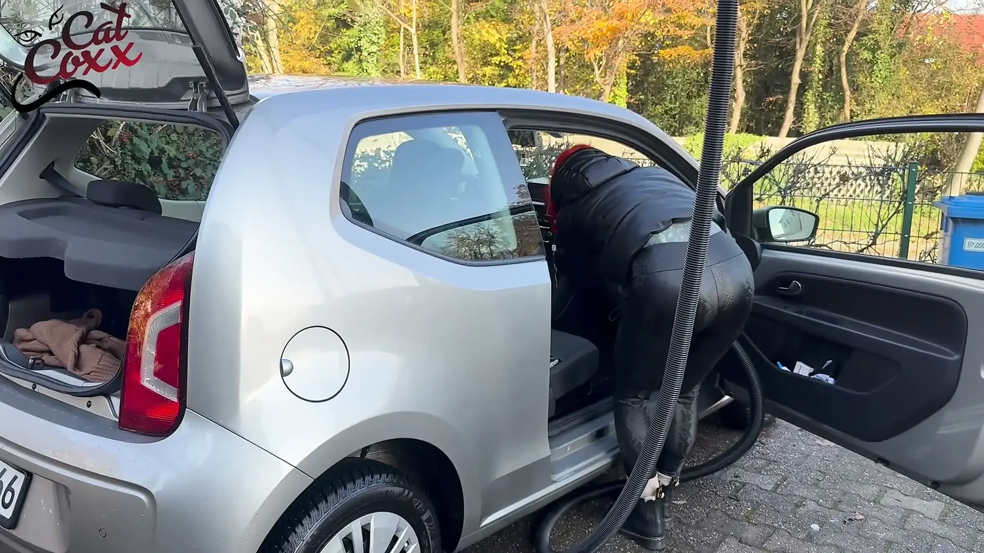 直接从洗车，直接进入那个熟女的阴户！学徒18+献出她一切！！